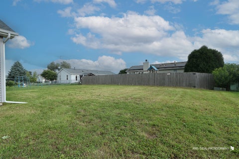 Tiny photo for 1410 Thomas Drive, Woodstock, IL 60098 (MLS # 12739971)