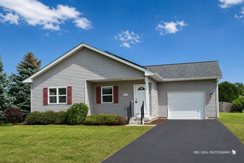 Photo of 1410 Thomas Drive, Woodstock, IL 60098 (MLS # 12739971)