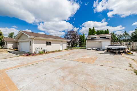 Tiny photo for 704 N Rose Farm Road, Woodstock, IL 60098 (MLS # 12687567)