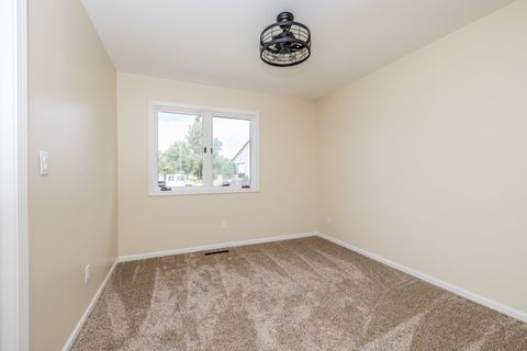Tiny photo for 704 N Rose Farm Road, Woodstock, IL 60098 (MLS # 12687567)