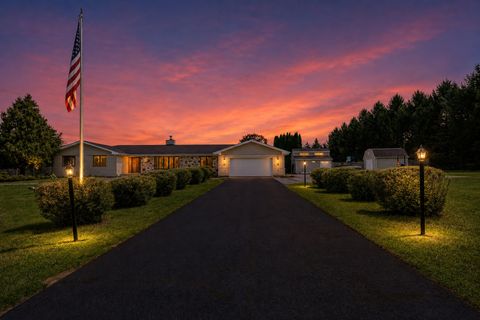 Tiny photo for 704 N Rose Farm Road, Woodstock, IL 60098 (MLS # 12687567)
