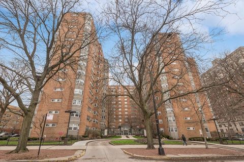 4980 N Marine Drive 135 Chicago IL 60640