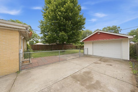 Tiny photo for Midlothian, IL 60445 (MLS # 12738491)