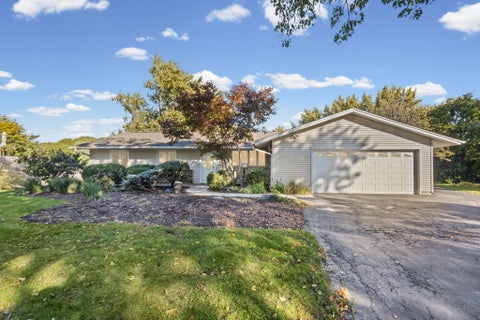 Photo of 6819 Kincaid Court, Woodridge, IL 60517 (MLS # 12776998)
