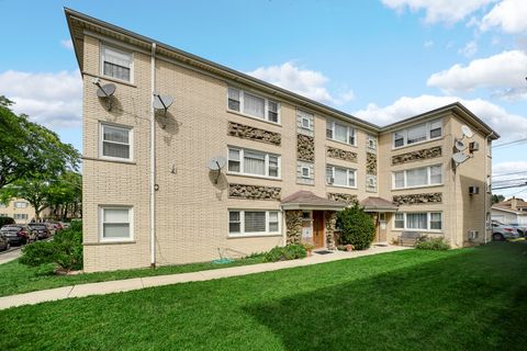 3111 N Nashville Avenue 1E Chicago IL 60634