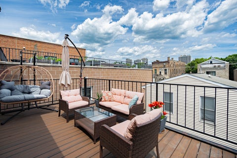 Tiny photo for 1445 N MOHAWK Street #2, Chicago, IL 60610 (MLS # 12726187)