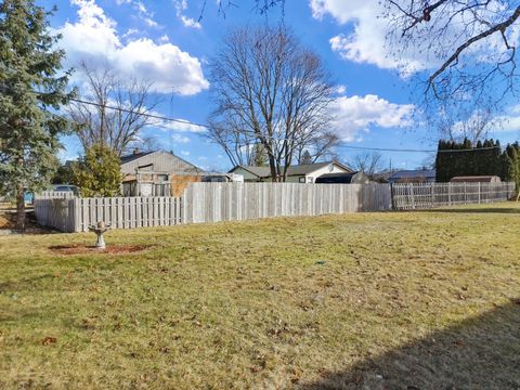 Tiny photo for 607 W Burbank Street, Harvard, IL 60033 (MLS # 12544170)