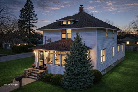 Tiny photo for 607 W Burbank Street, Harvard, IL 60033 (MLS # 12544170)