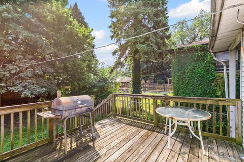 Tiny photo for 6837 S Michigan Avenue, Chicago, IL 60637 (MLS # 12477709)