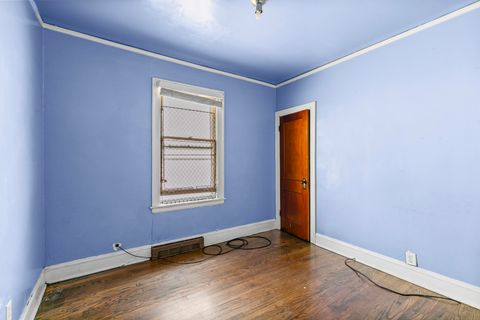 Tiny photo for 6837 S Michigan Avenue, Chicago, IL 60637 (MLS # 12477709)