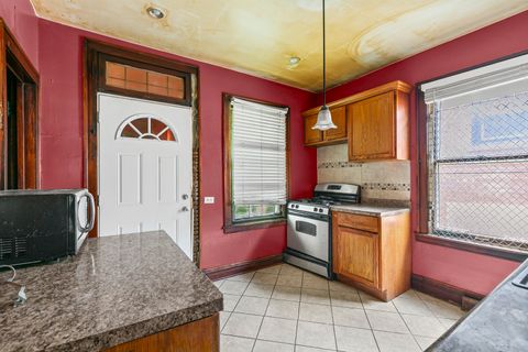 Tiny photo for 6837 S Michigan Avenue, Chicago, IL 60637 (MLS # 12477709)