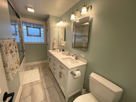 Tiny photo for 10045 S Keeler Avenue, Oak Lawn, IL 60453 (MLS # 12553069)