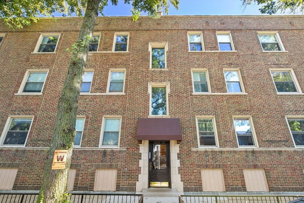 7025 N WOLCOTT AVE APT 2, CHICAGO, IL 60626 - Image fe86fd7c67f5b232017dcf3bf93681e8/872731178