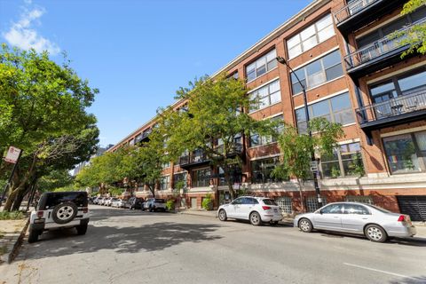 Tiny photo for 1040 W Adams Street #427, Chicago, IL 60607 (MLS # 12484412)