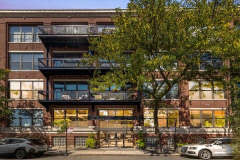 1040 W Adams Street 427 Chicago IL 60607