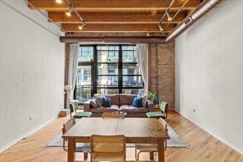 Tiny photo for 1040 W Adams Street #427, Chicago, IL 60607 (MLS # 12484412)