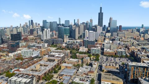 Tiny photo for 1040 W Adams Street #427, Chicago, IL 60607 (MLS # 12484412)