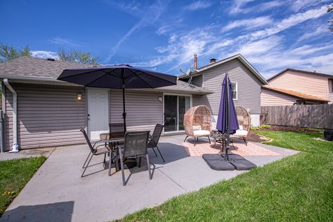 Tiny photo for 903 Notre Dame Drive, Matteson, IL 60443 (MLS # 12618371)