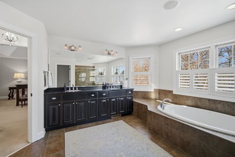 Tiny photo for 422 Old Mill Circle, Lincolnshire, IL 60069 (MLS # 12559431)