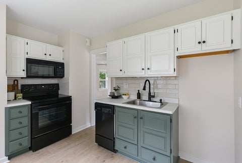 Tiny photo for 910 25th Street, Moline, IL 61265 (MLS # 12766140)