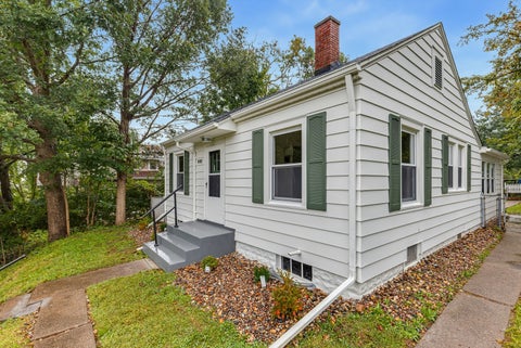 Tiny photo for 910 25th Street, Moline, IL 61265 (MLS # 12766140)