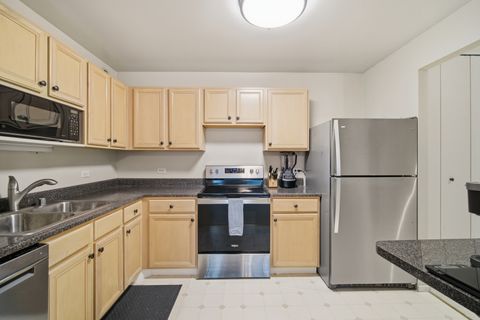 Tiny photo for 70 W Huron Street #607, Chicago, IL 60654 (MLS # 12529786)