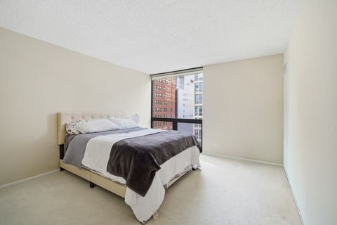 Tiny photo for 70 W Huron Street #607, Chicago, IL 60654 (MLS # 12529786)