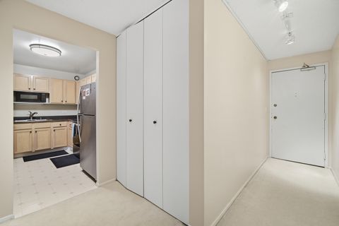 Tiny photo for 70 W Huron Street #607, Chicago, IL 60654 (MLS # 12529786)