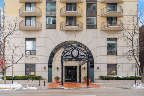 Tiny photo for 70 W Huron Street #607, Chicago, IL 60654 (MLS # 12529786)