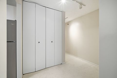 Tiny photo for 70 W Huron Street #607, Chicago, IL 60654 (MLS # 12529786)