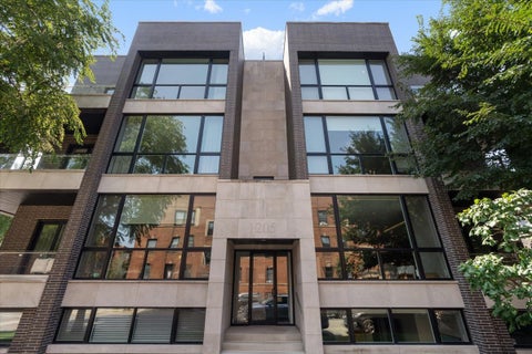 Photo of 1205 W Montana Street #1W, Chicago, IL 60614 (MLS # 12754695)