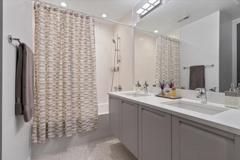 Tiny photo for 1205 W Montana Street #1W, Chicago, IL 60614 (MLS # 12754695)
