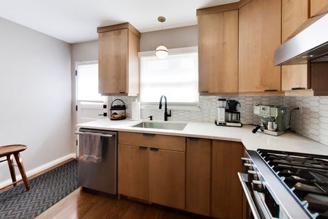 Tiny photo for 127 W Ash Street #D, Lombard, IL 60148 (MLS # 12724166)