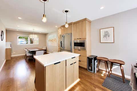 Tiny photo for 127 W Ash Street #D, Lombard, IL 60148 (MLS # 12724166)