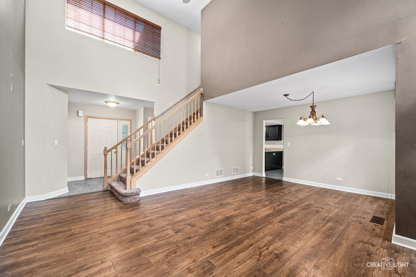 87 townsend Circle
