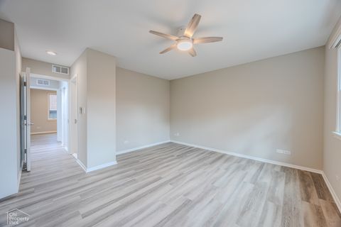 Tiny photo for 2730 N GREENVIEW Avenue #M, Chicago, IL 60614 (MLS # 12685319)