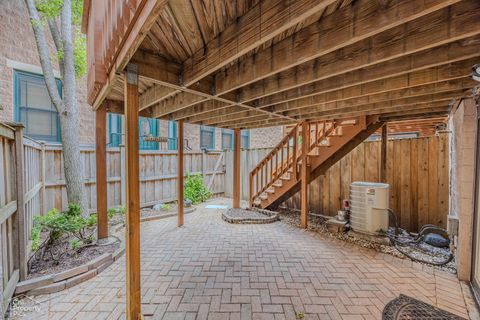 Tiny photo for 2730 N GREENVIEW Avenue #M, Chicago, IL 60614 (MLS # 12685319)