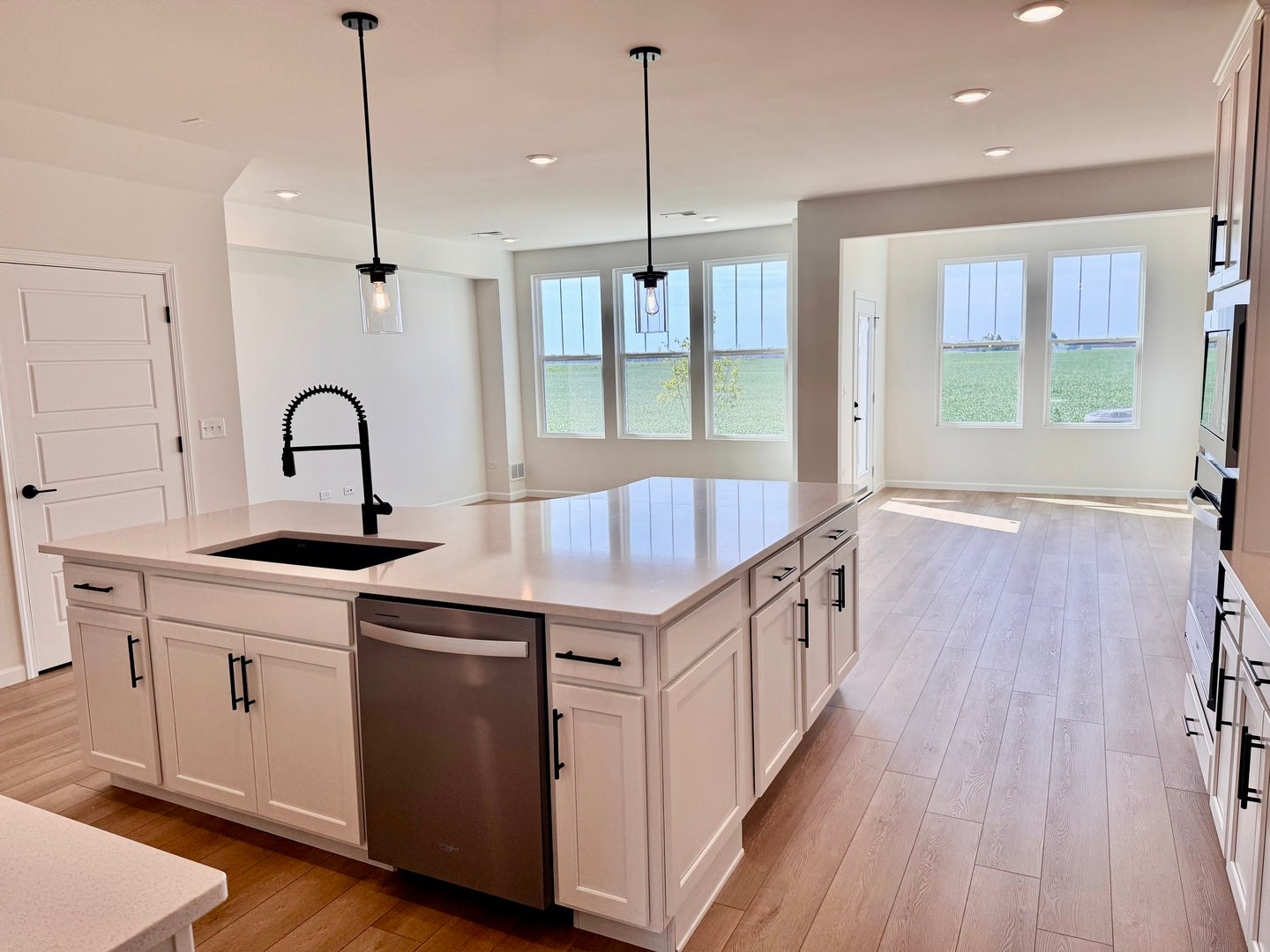 2177 Ryegrass Lane 70002
