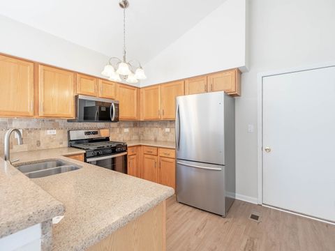 Tiny photo for 37 Corinth Drive #37, Tinley Park, IL 60477 (MLS # 12524265)