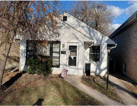 Photo of 3849 N Oketo Avenue, Chicago, IL 60634 (MLS # 12588155)