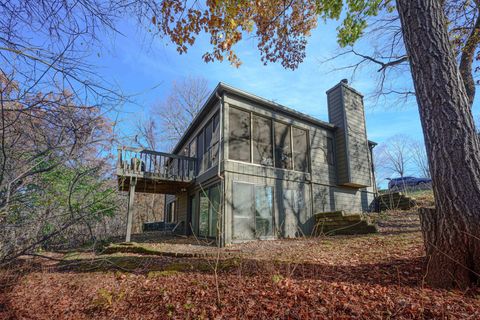 Tiny photo for 184 Blackhawk, Galena, IL 61036 (MLS # 12493094)