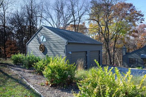 Tiny photo for 184 Blackhawk, Galena, IL 61036 (MLS # 12493094)