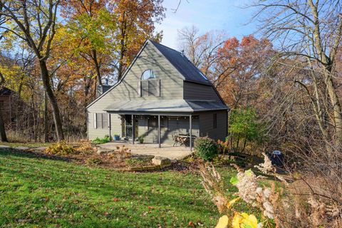 Photo of 184 Blackhawk, Galena, IL 61036 (MLS # 12493094)