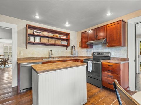 Tiny photo for 101 S Hickory Street, Shannon, IL 61078 (MLS # 12635494)