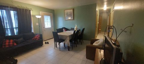 Tiny photo for 619 Parkside Circle, Streamwood, IL 60107 (MLS # 12368124)