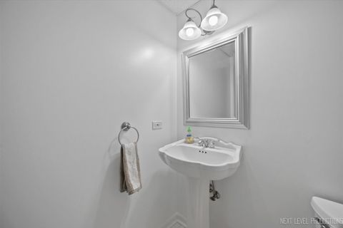Tiny photo for 5N648 Farrier Point Lane, St. Charles, IL 60175 (MLS # 12475313)