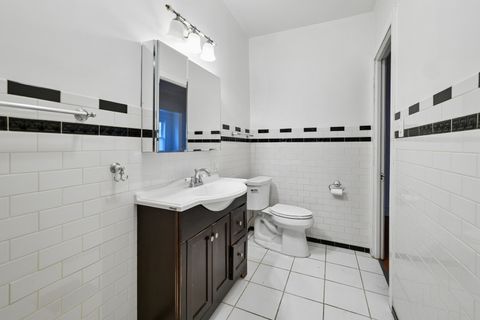 Tiny photo for 5470 S Woodlawn Avenue #1E, Chicago, IL 60615 (MLS # 12601864)