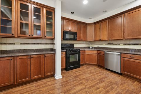 Tiny photo for 5470 S Woodlawn Avenue #1E, Chicago, IL 60615 (MLS # 12601864)