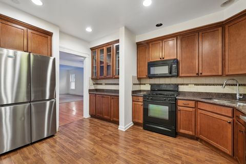 Tiny photo for 5470 S Woodlawn Avenue #1E, Chicago, IL 60615 (MLS # 12601864)