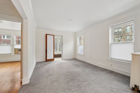 Tiny photo for 5470 S Woodlawn Avenue #1E, Chicago, IL 60615 (MLS # 12601864)